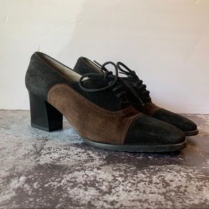Salvatore Ferragamo Sueded Lace Up Oxford Pumps size 6 B